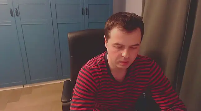 CuteMan33 online show from December 8, 2024, 10:14 pm