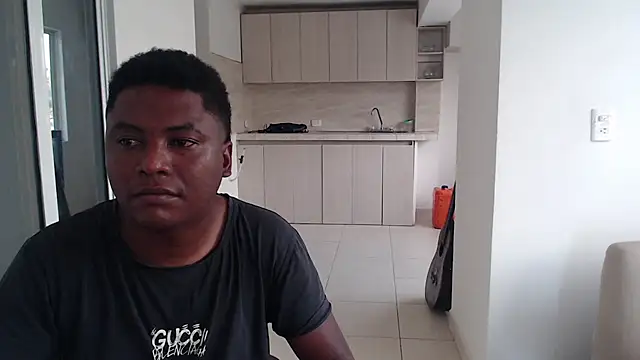 Snapshot of fabitokr chatting on February 12, 2026, 9:58 pm fabitokr online show from February 12, 2026, 9:58 pm