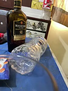 Snapshot of United3 chatting on February 1, 2026, 9:40 am United3 online show from February 1, 2026, 9:40 am