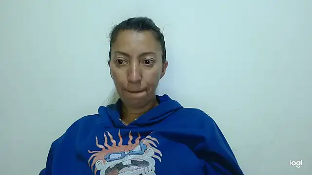 Snapshot of kaybabyhot chatting on July 8, 2026, 7:36 pm kaybabyhot online show from July 8, 2026, 7:36 pm