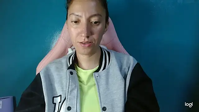 kaybabyhot online show from February 10, 2026, 2:54 am