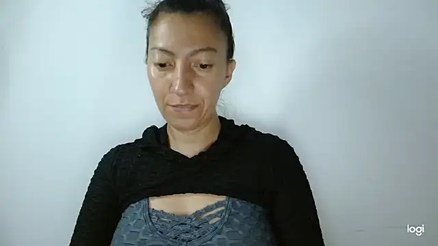 kaybabyhot online show from December 5, 2025, 3:21 pm