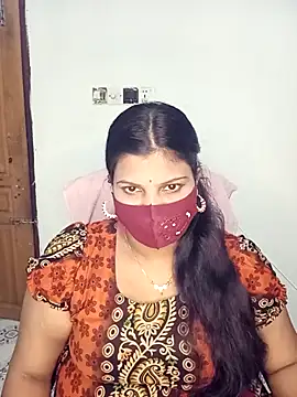 Hot-Angel  online show from October 31, 2025, 3:30 pm