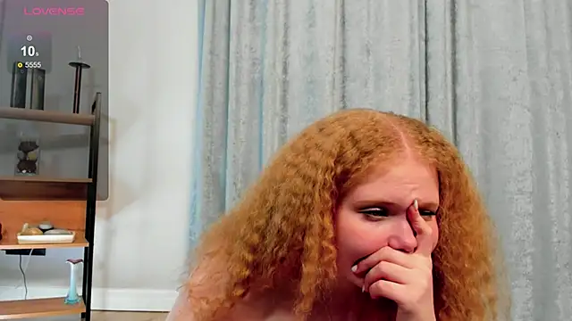 CateDale online show from March 17, 2025, 10:19 pm