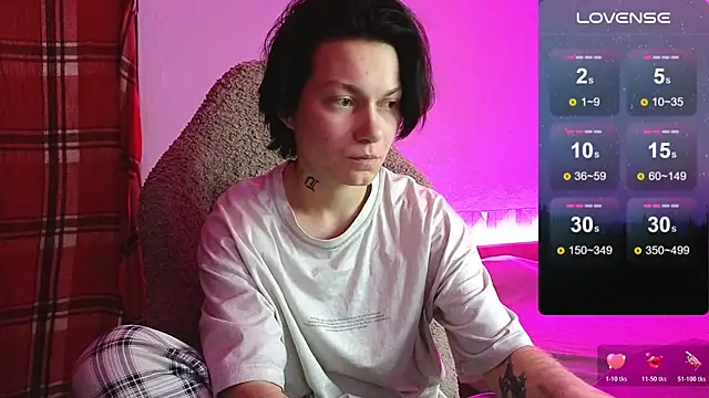 esajukyy online show from November 21, 2025, 3:00 pm