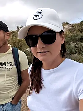 Snapshot of Samira-Summer chatting on November 2, 2025, 12:32 pm Samira-Summer online show from November 2, 2025, 12:32 pm