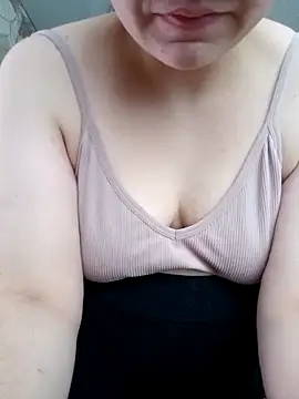 Snapshot of Miranda_Nancy chatting on November 20, 2025, 9:21 am Miranda Nancy online show from November 20, 2025, 9:21 am