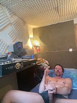 zenzero87 online show from March 26, 2026, 6:44 am