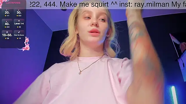 AliceMilman online show from March 4, 2025, 6:07 pm