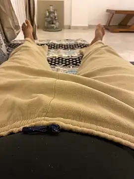 Lahcene online show from November 16, 2025, 7:18 pm