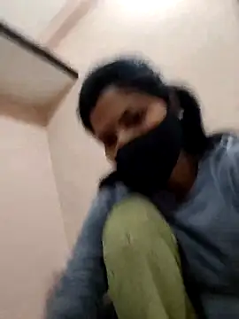 yourhotsexybaby online show from March 8, 2025, 11:18 pm