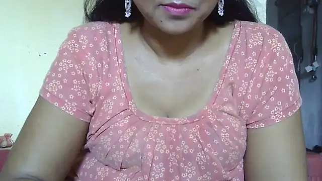 Snapshot of Suhana-sapna chatting on September 10, 2025, 4:55 am Suhana-sapna online show from September 10, 2025, 4:55 am