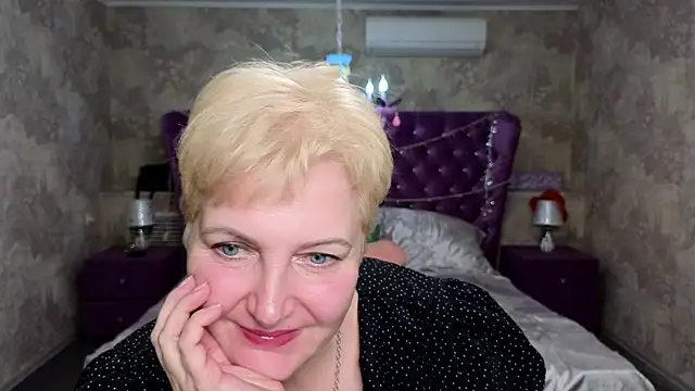 Sandra Snow online show from January 21, 2025, 8:32 pm