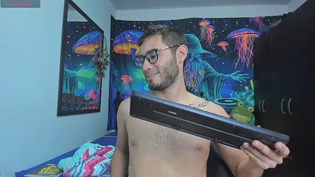 alexdesire online show from February 28, 2026, 8:41 pm