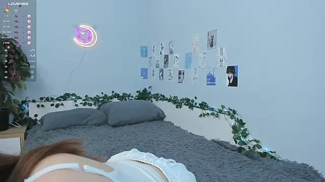 GladysDanley online show from March 15, 2025, 3:59 pm