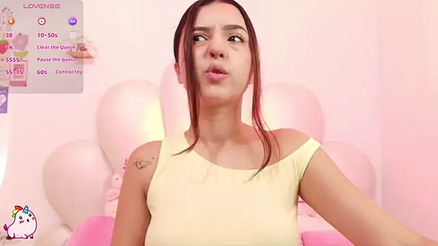 zoewillian online show from May 22, 2026, 1:25 am