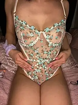 badenaz34 online show from January 25, 2025, 4:46 pm