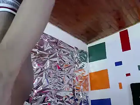 Snapshot of thegirlhot1 chatting on December 20, 2024, 8:01 pm thegirlhot1 online show from December 20, 2024, 8:01 pm