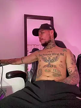 Junihn0 online show from October 10, 2025, 9:26 pm