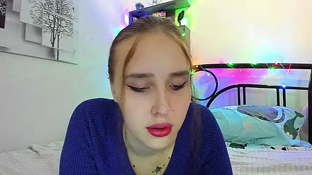 LinaTruly online show from March 27, 2026, 10:22 pm