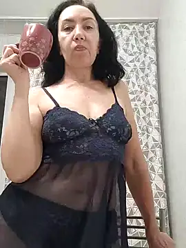 SweetBerryBella online show from January 17, 2025, 5:30 pm