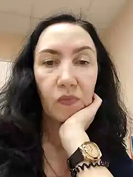 SweetBerryBella online show from January 31, 2025, 11:24 am