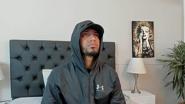 Snapshot of Robin_Rief chatting on September 28, 2025, 3:13 am Robin Rief online show from September 28, 2025, 3:13 am