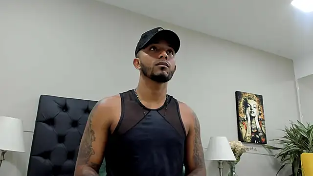 Snapshot of Robin_Rief chatting on September 10, 2025, 3:27 am Robin Rief online show from September 10, 2025, 3:27 am