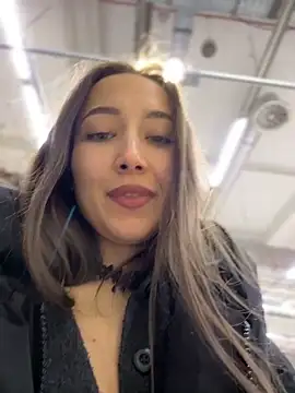 VelvetVixenI online show from January 17, 2026, 4:43 pm