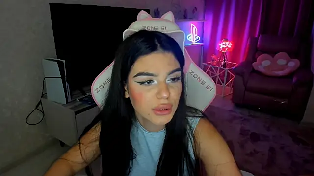 AlluringAriel online show from October 2, 2025, 7:39 pm