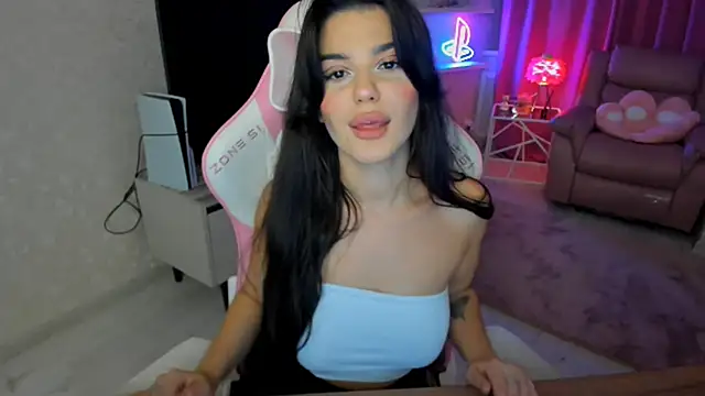 AlluringAriel online show from October 8, 2025, 7:47 pm