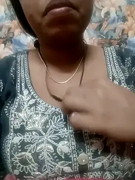 Haniya-143 online show from March 5, 2025, 9:15 pm