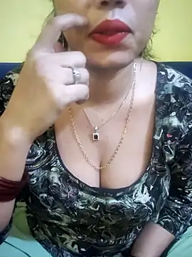 Haniya-143 online show from October 17, 2025, 8:54 pm