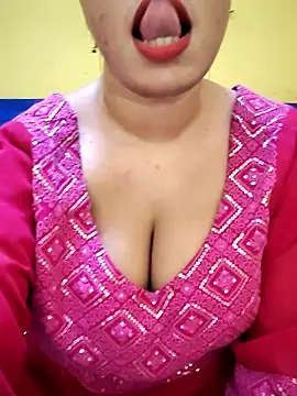 Haniya-143 online show from September 18, 2025, 8:45 pm