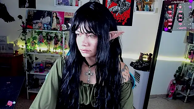 Snapshot of _sakae_ chatting on October 14, 2025, 7:42 am  sakae  online show from October 14, 2025, 7:42 am