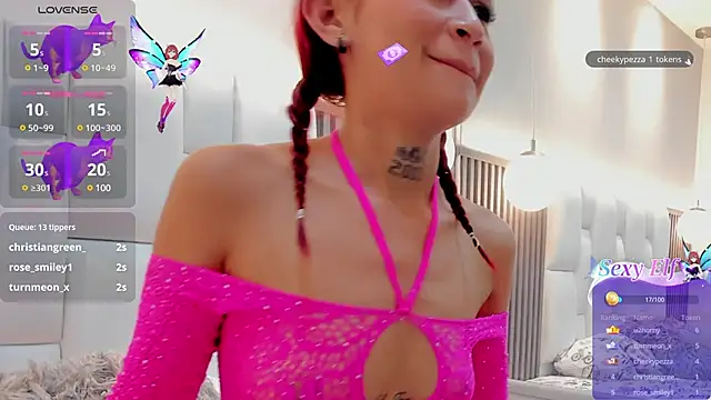 Snapshot of miaa-sofiaa chatting on February 4, 2025, 10:24 pm miaa-sofiaa online show from February 4, 2025, 10:24 pm