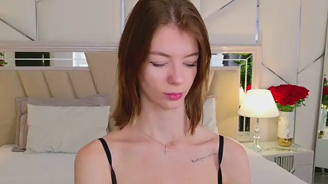 MeganMour online show from November 23, 2025, 5:12 pm