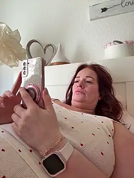 Engel mia online show from February 15, 2026, 8:57 am