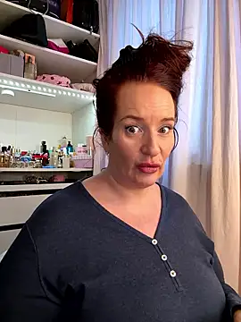 Engel mia online show from January 10, 2026, 1:50 pm