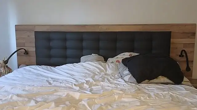 vera jim online show from September 19, 2025, 7:56 am