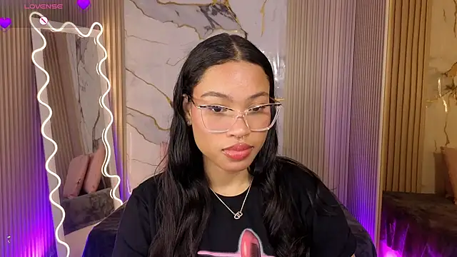 penelope tay1 online show from March 28, 2026, 3:40 am