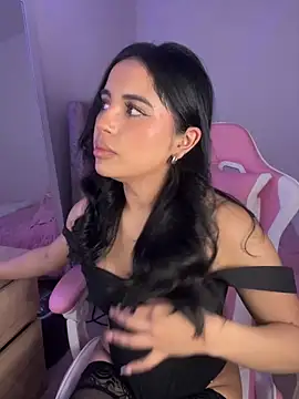 Emily-14 online show from April 6, 2026, 3:46 am