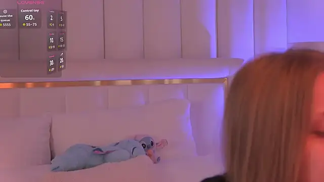 DorisHell online show from September 28, 2025, 3:02 am