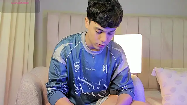 Dammon Stallion online show from November 18, 2025, 3:26 pm