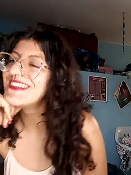 LoveElectra online show from March 3, 2025, 2:39 pm