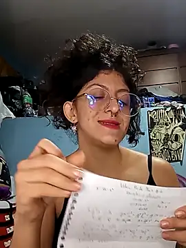 LoveElectra online show from November 13, 2025, 9:30 pm