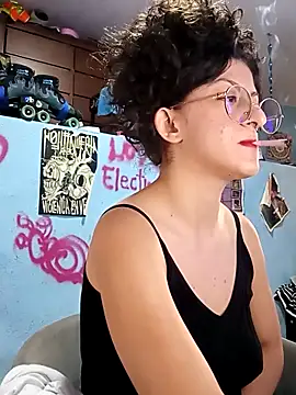 LoveElectra online show from December 16, 2025, 8:57 pm