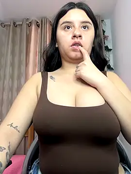 SaraBraun  online show from November 11, 2025, 7:41 pm