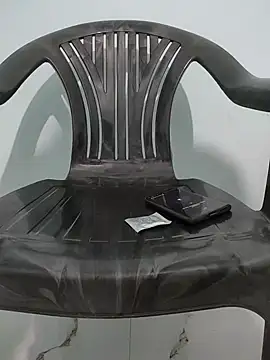 bananadick     online show from December 17, 2025, 6:35 pm