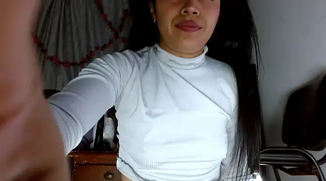 brihanna lena online show from March 3, 2025, 4:32 am